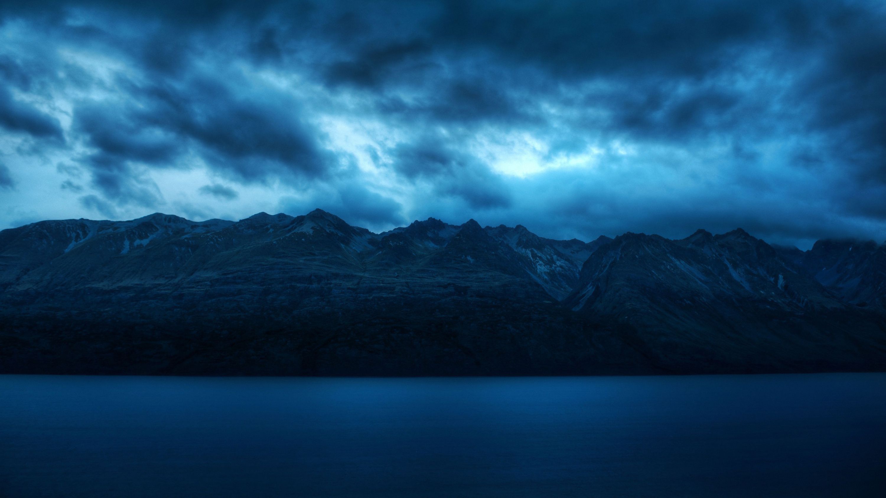 3000x1688 Hill View