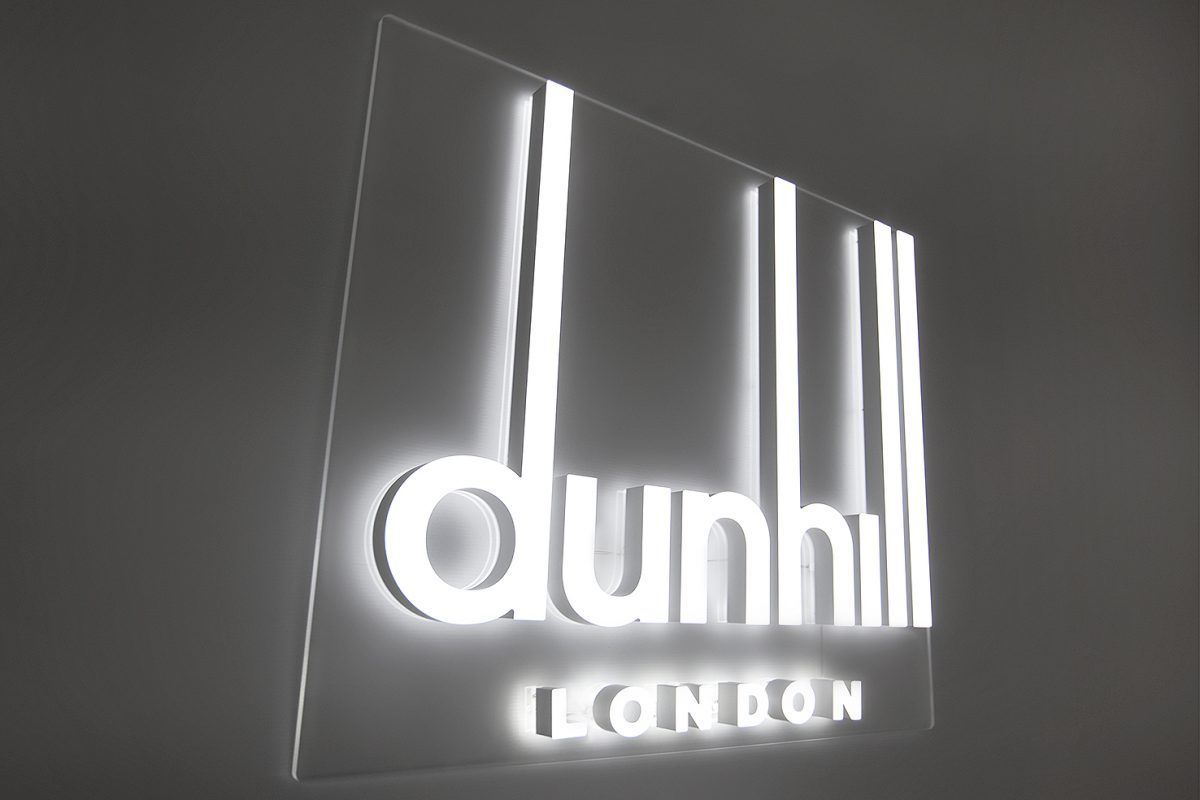 1200x800 DUNHILL London neon
