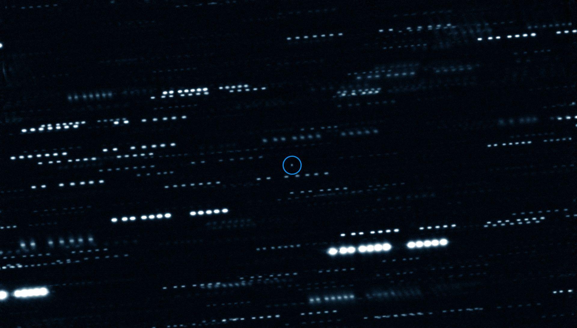 1920x1092 Interstellar Asteroid Oumuamua Is Dark Red, Highly Elongated