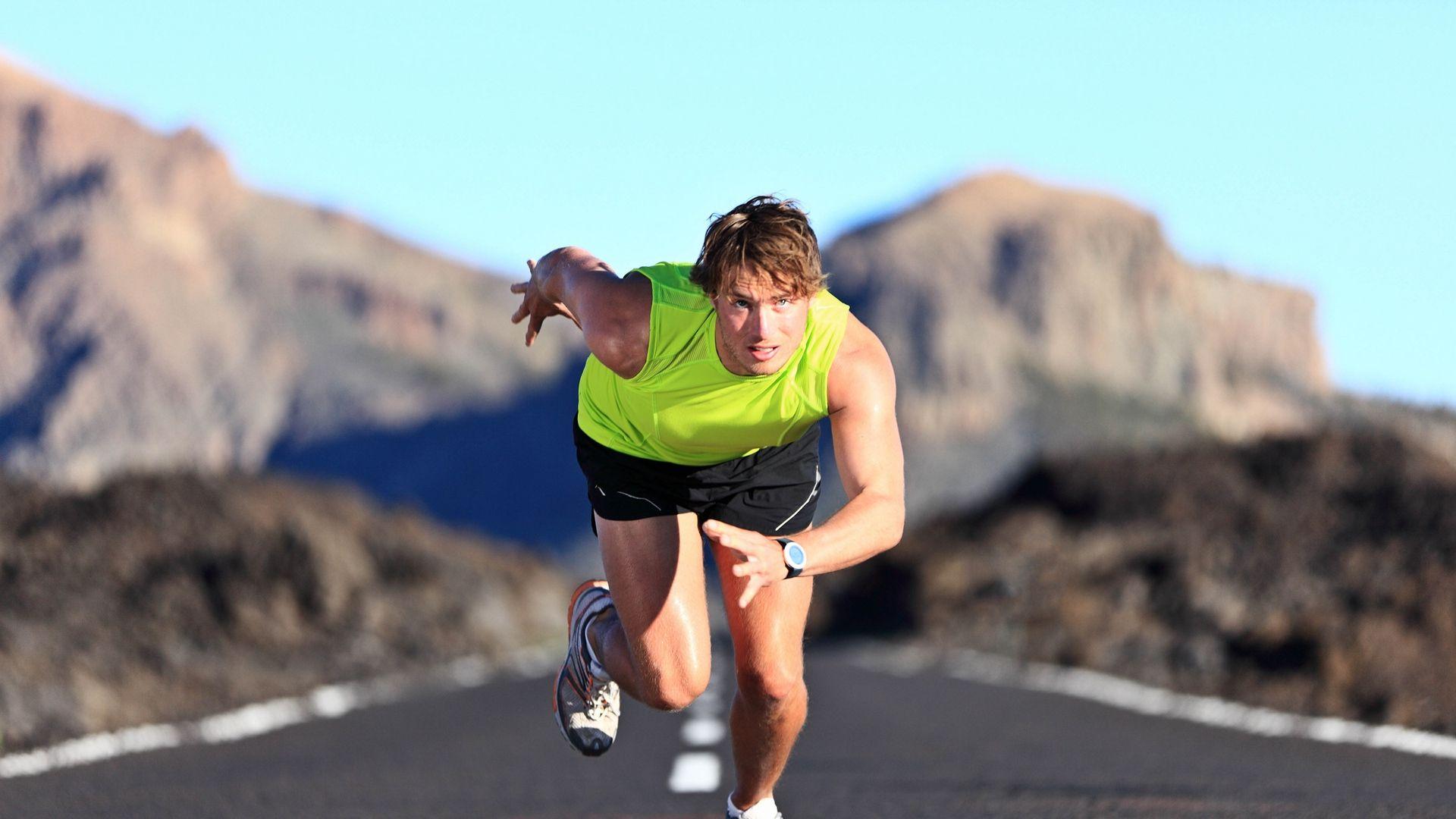 1920x1080 Download wallpaper 1920x1080 start, run, man, athlete full