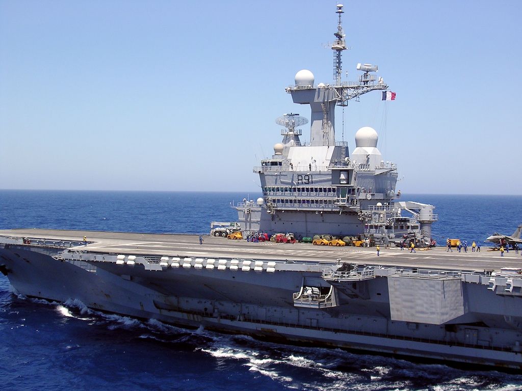 1024x768 Charles De Gaulle PascalSubtil