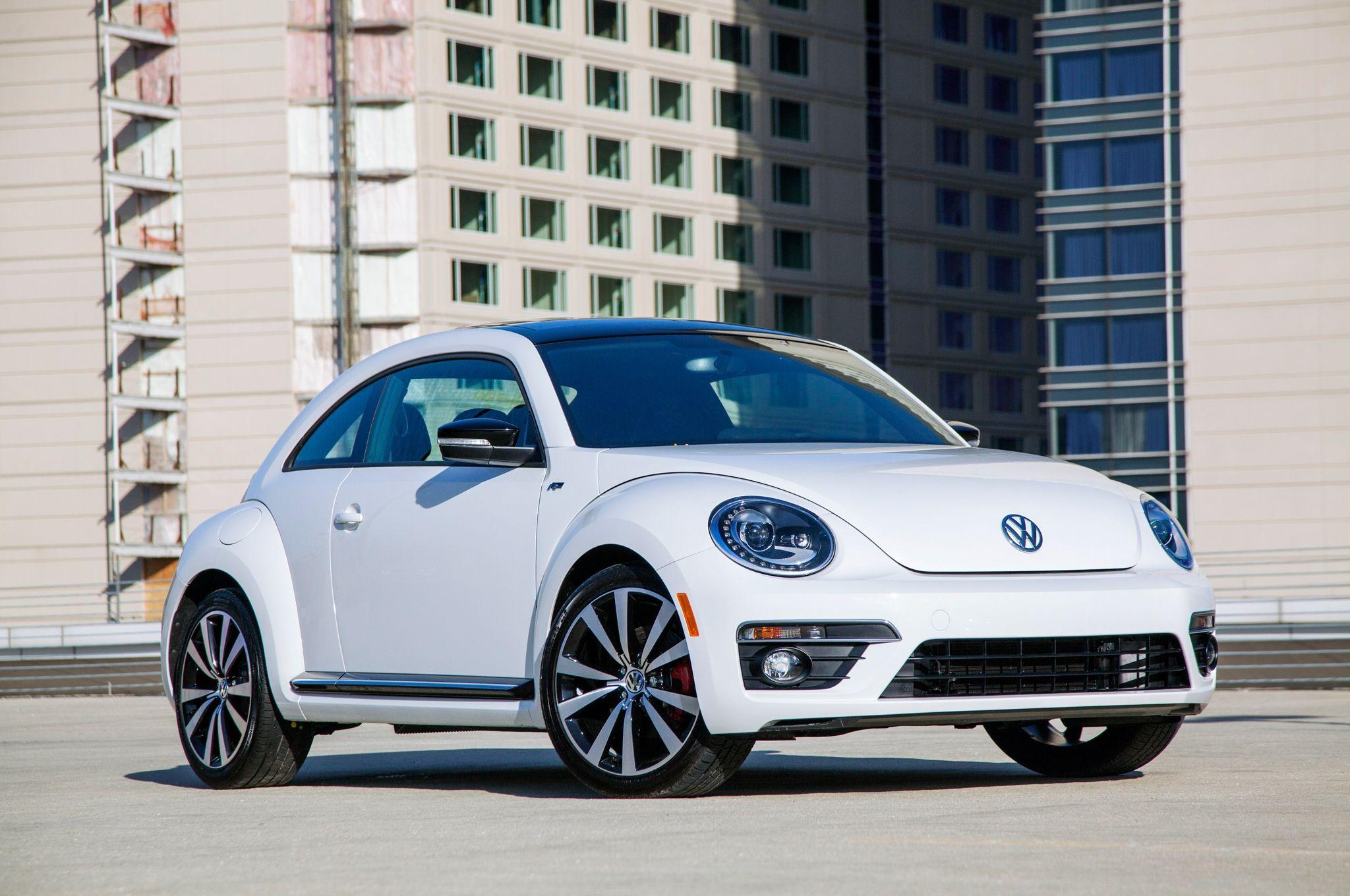 2048x1360 Volkswagen Beetle HD Wallpaper