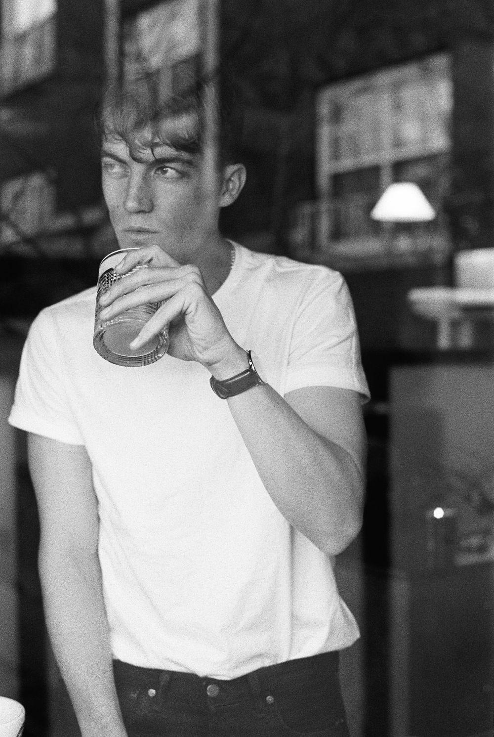 1000x1491 Paul Klein Wallpaper