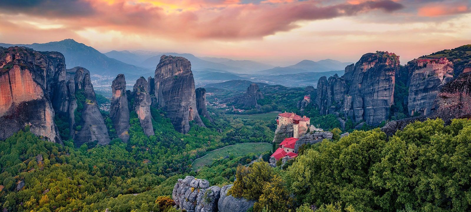 1600x720 Meteora