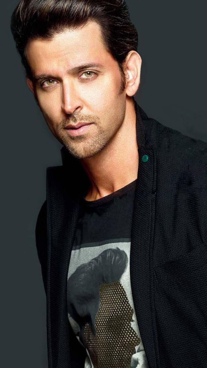 Hrithik Roshan Wallpapers Top Free Hrithik Roshan Backgrounds Wallpaperaccess Follow us for regular updates on awesome new wallpapers! hrithik roshan wallpapers top free