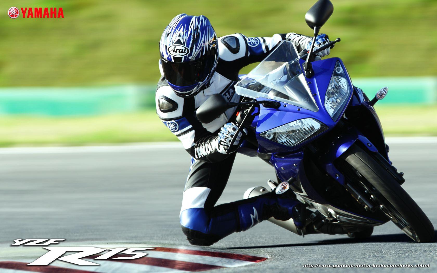 1680x1050 Yamaha YZF R15 Exclusive Wallpaper