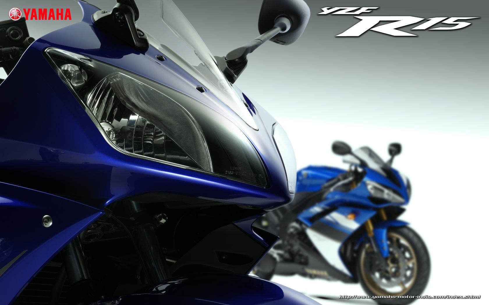 1680x1050 Yamaha YZF R15 Exclusive Wallpaper