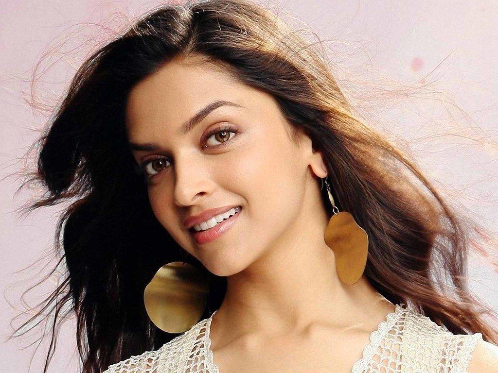 Bollywood Actress HD Wallpapers - Top Free Bollywood Actress HD Backgrounds  - WallpaperAccess