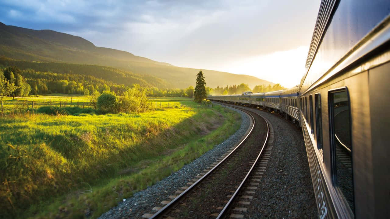 1280x720 Train Picture