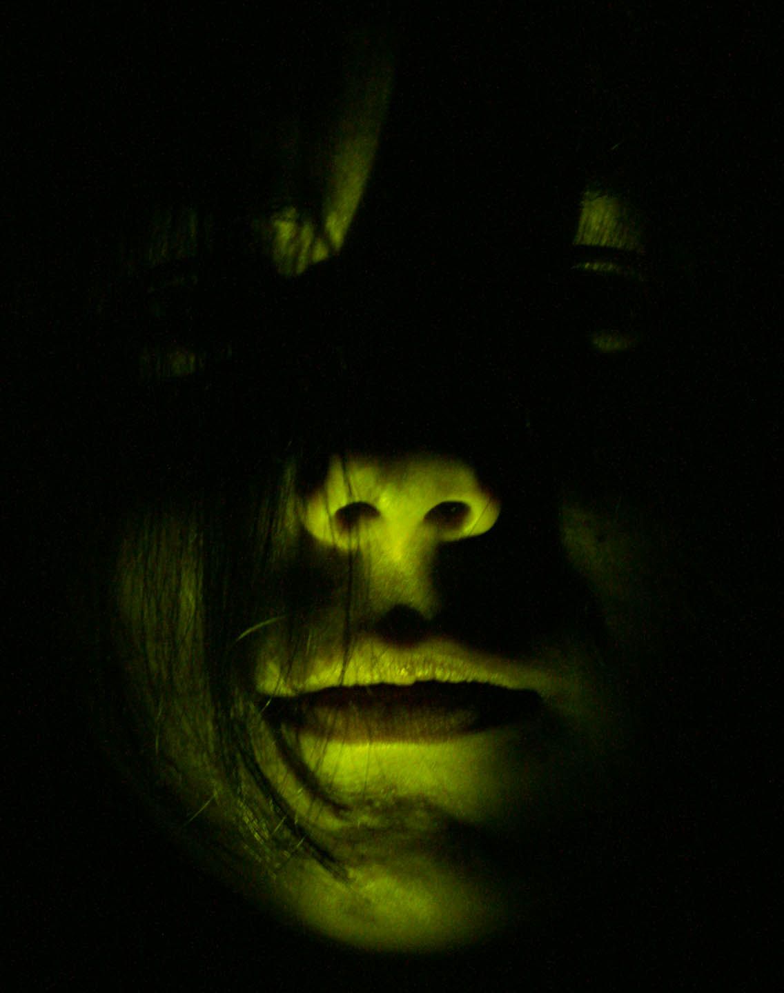 1136x1440 Scary face 1