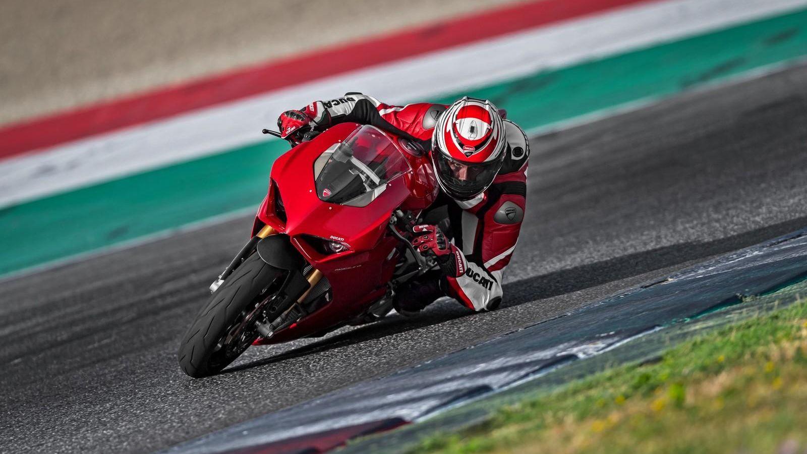 1600x900 2019 Ducati Panigale V4 Picture, Photo, Wallpaper