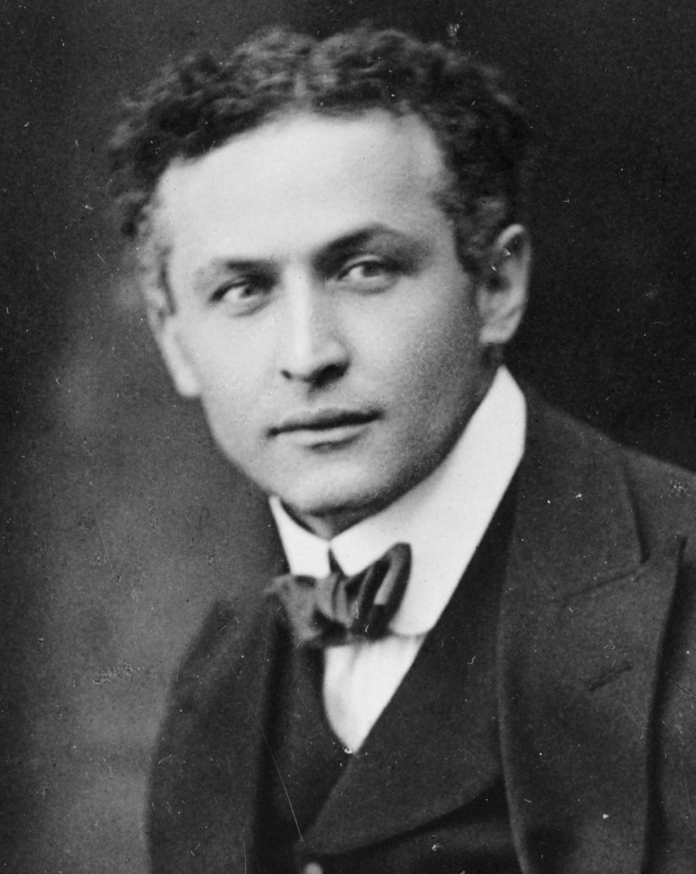 Harry Houdini Wallpapers - Top Free Harry Houdini Backgrounds ...