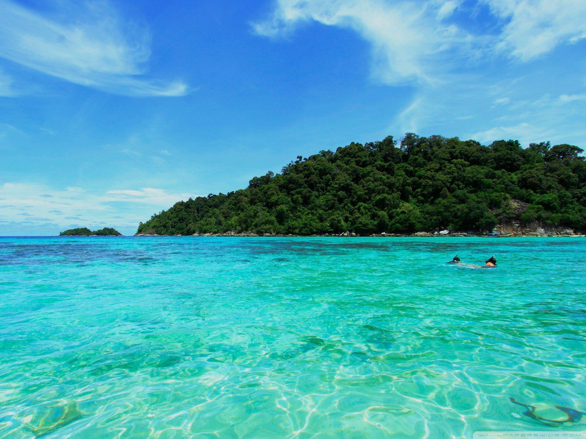 Live near the sea. Блу Лагуна Тайланд. Карибское море голубая Лагуна. Парадиз остров Карибского моря. Голубая Лагуна Саона Доминикана.