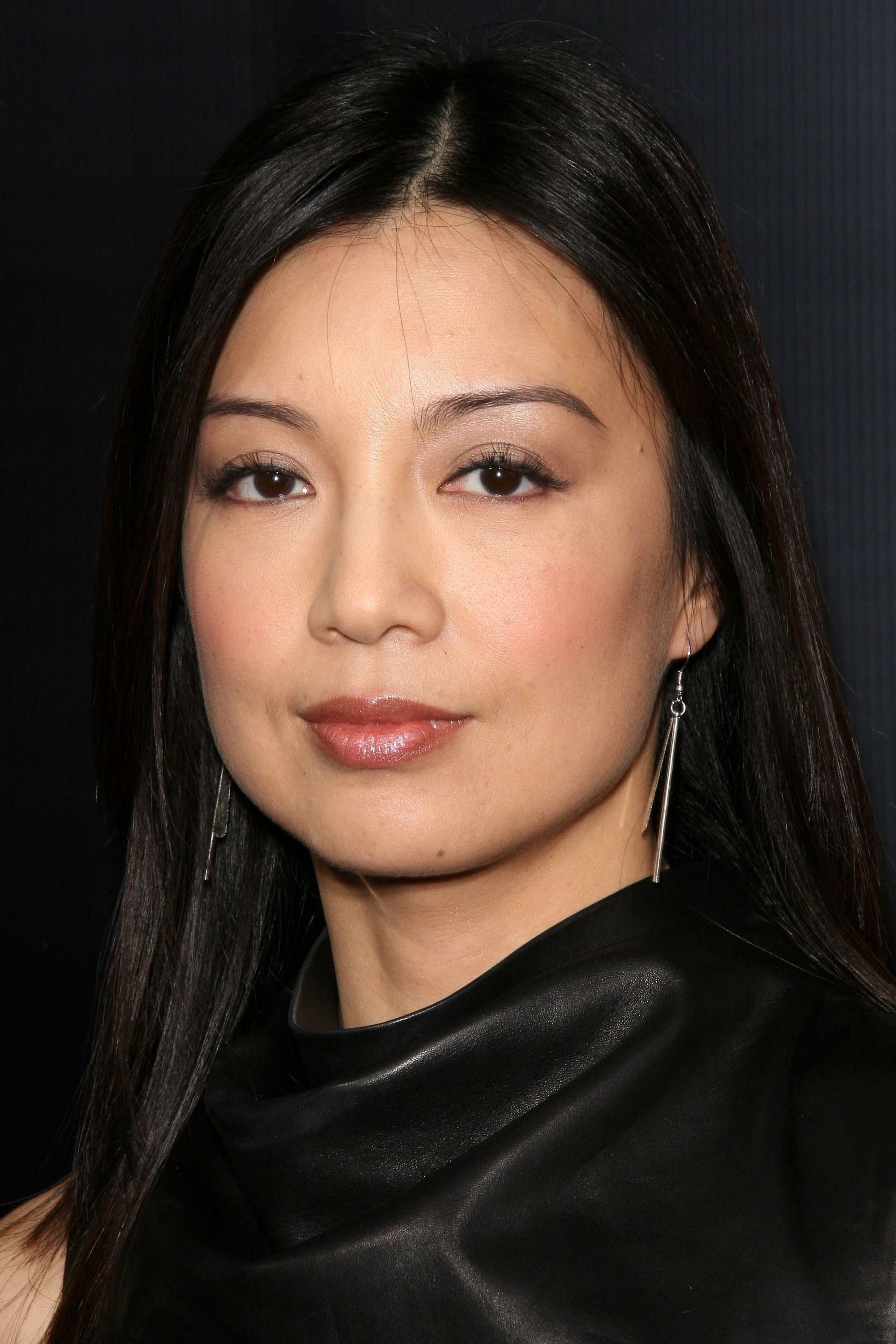 2000x3000 Ming Na Wen