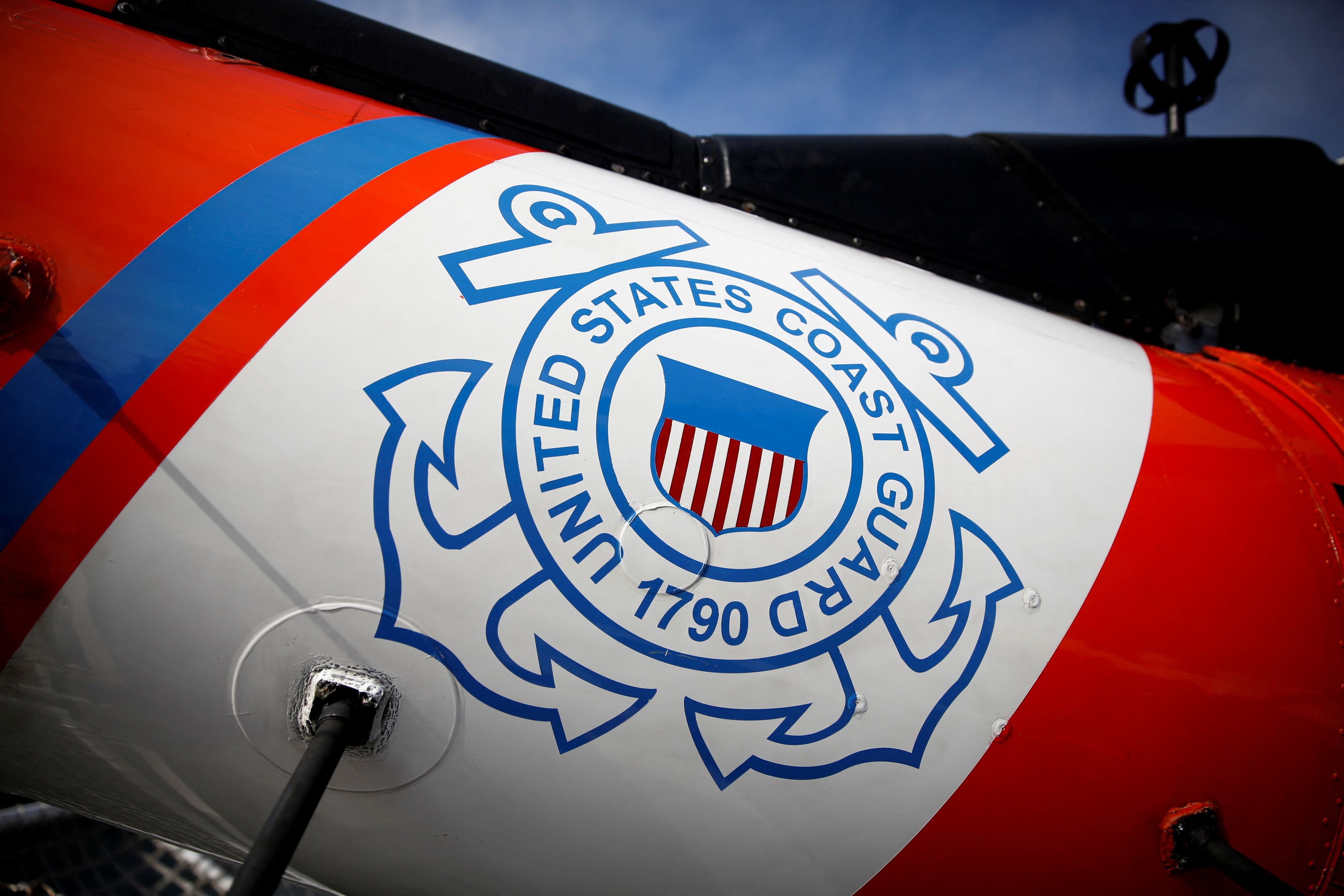 4000x2667 Exclusive: US Coast Guard seeks bigger
