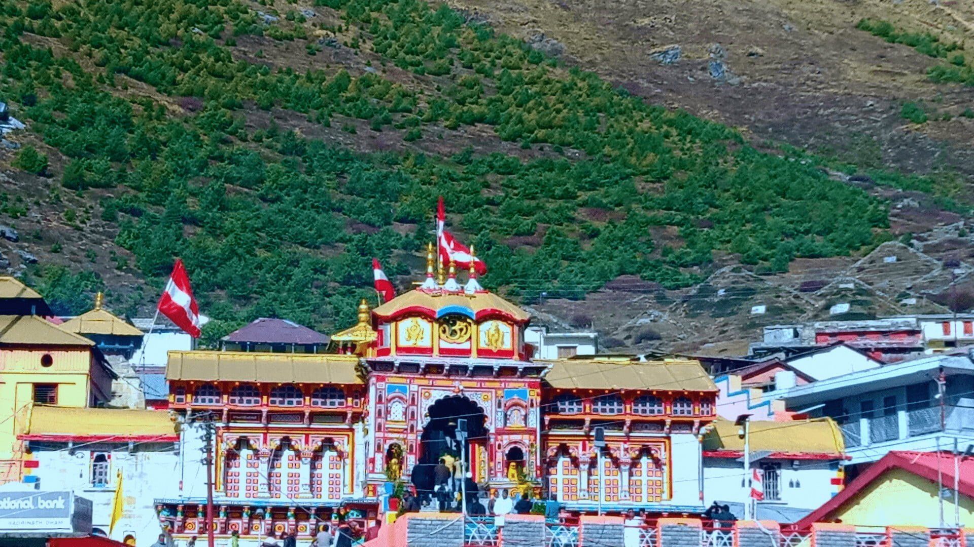 Badrinath Temple Wallpapers - Top Free Badrinath Temple Backgrounds ...