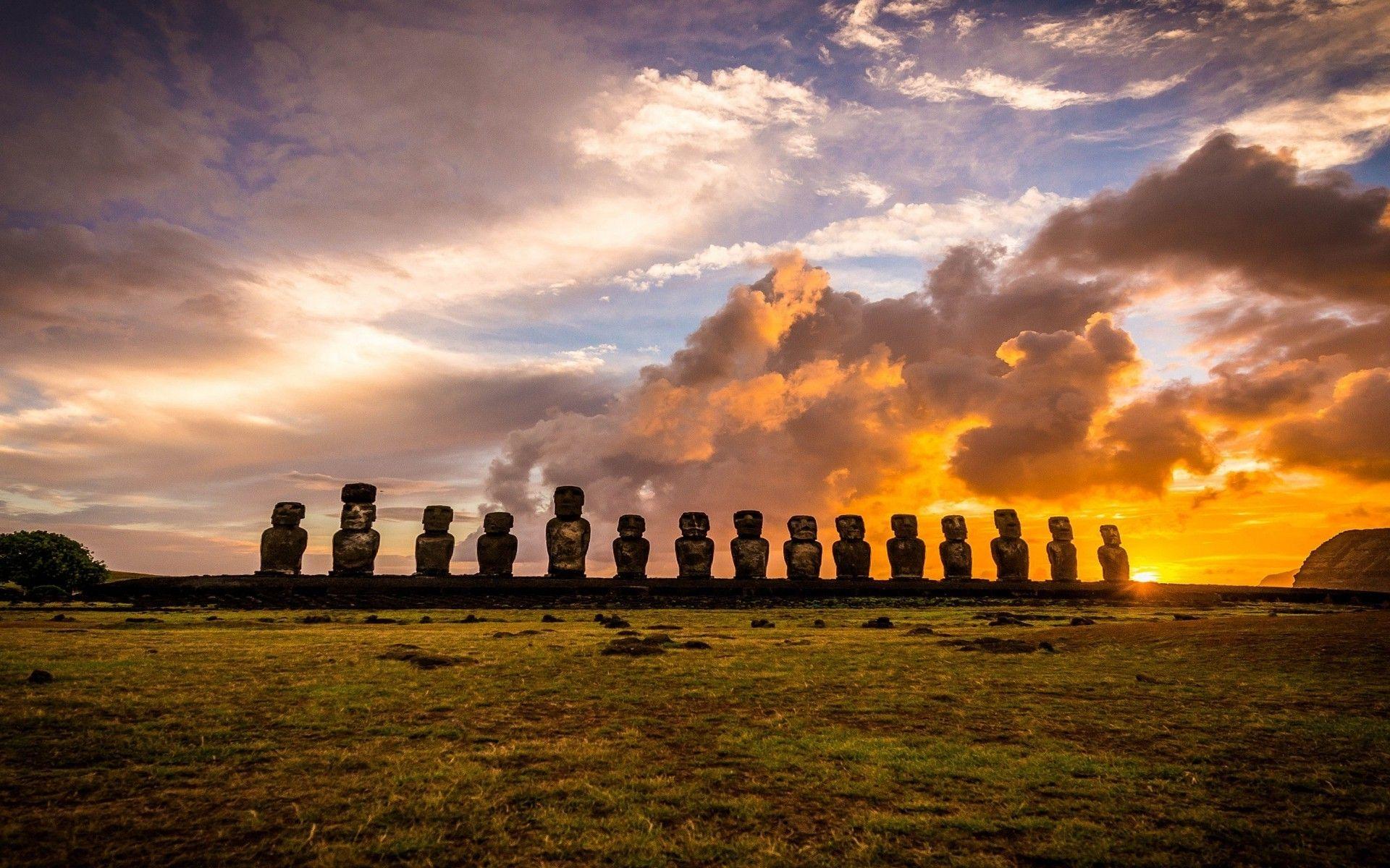 1920x1200 Moai Wallpaper