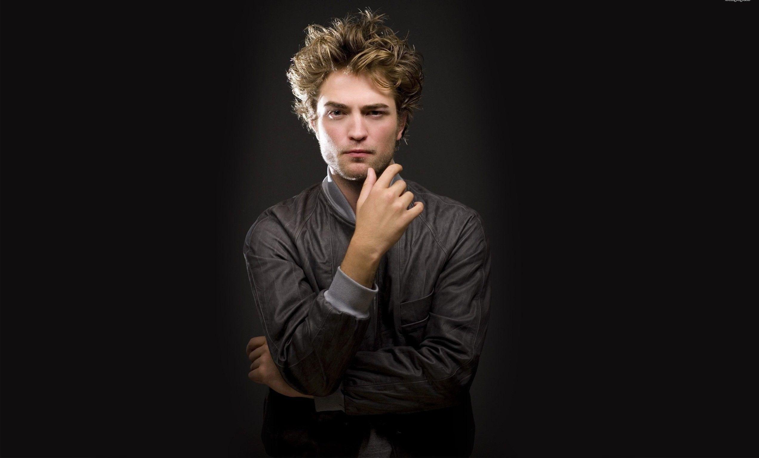 2543x1536 Robert Pattinson Wallpaper