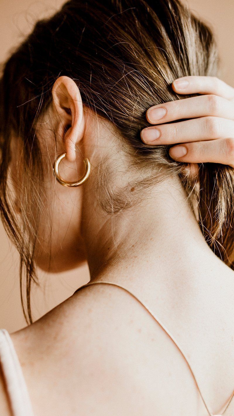 800x1422 Back Pose Girl Image. Free Photo