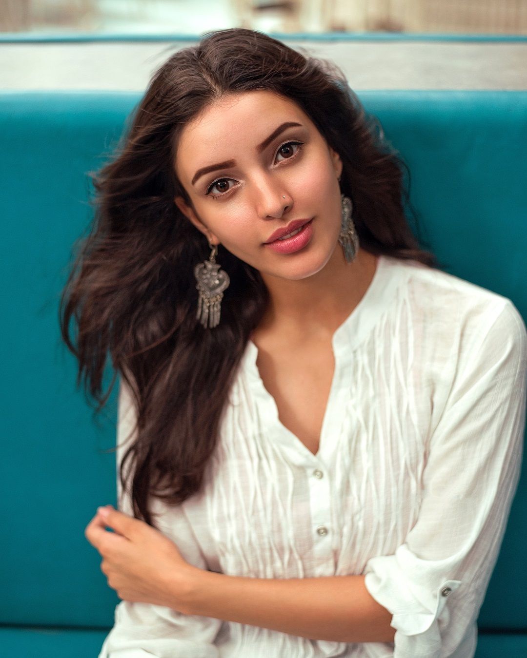 1080x1350 Tripti Dimri Wallpaper