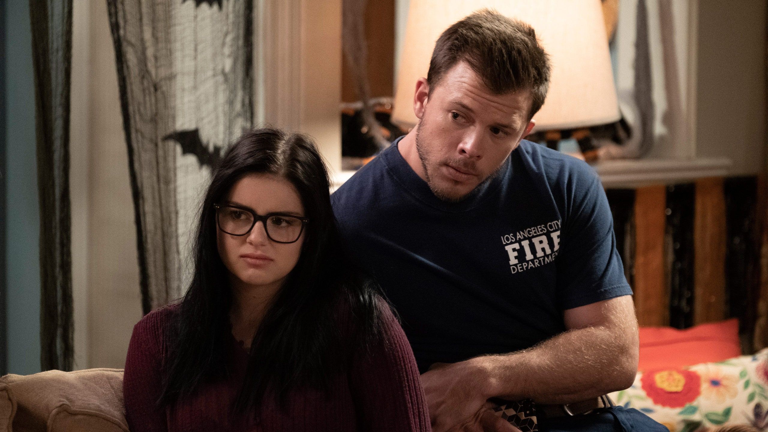2560x1440 Modern Family Finally Killed Off a