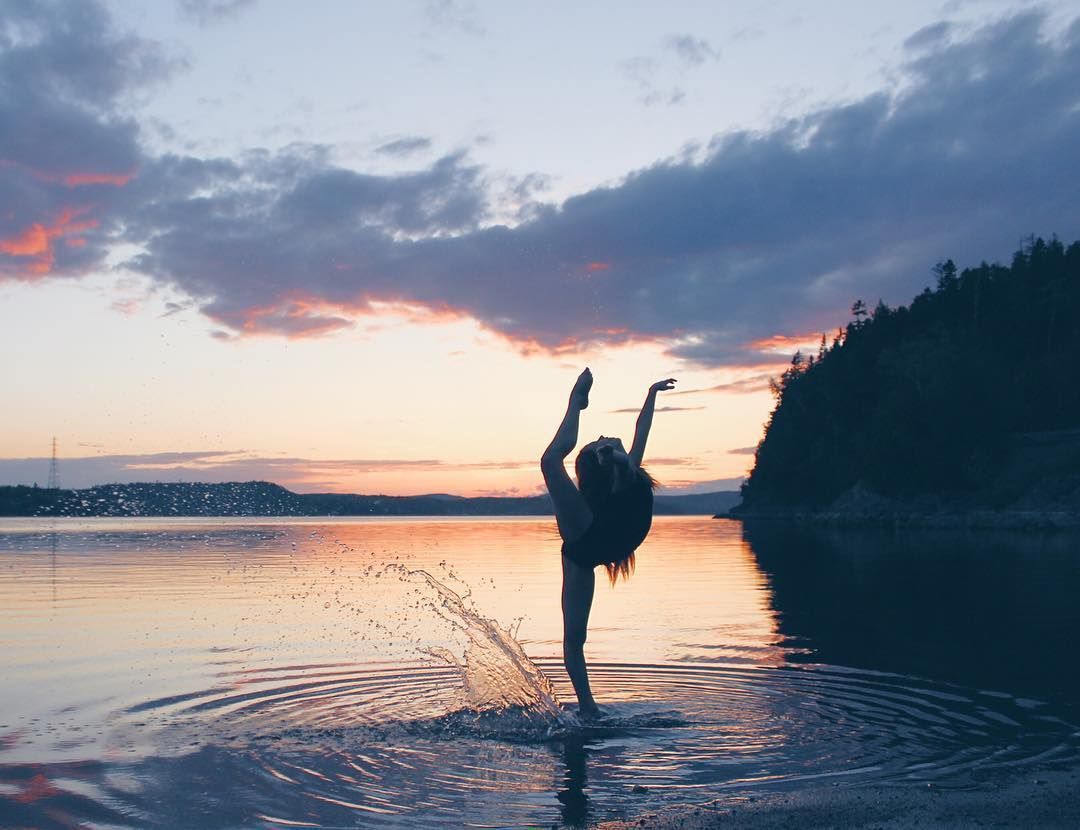 1080x830 Gymnastics wallpaper, Gymnastics poses