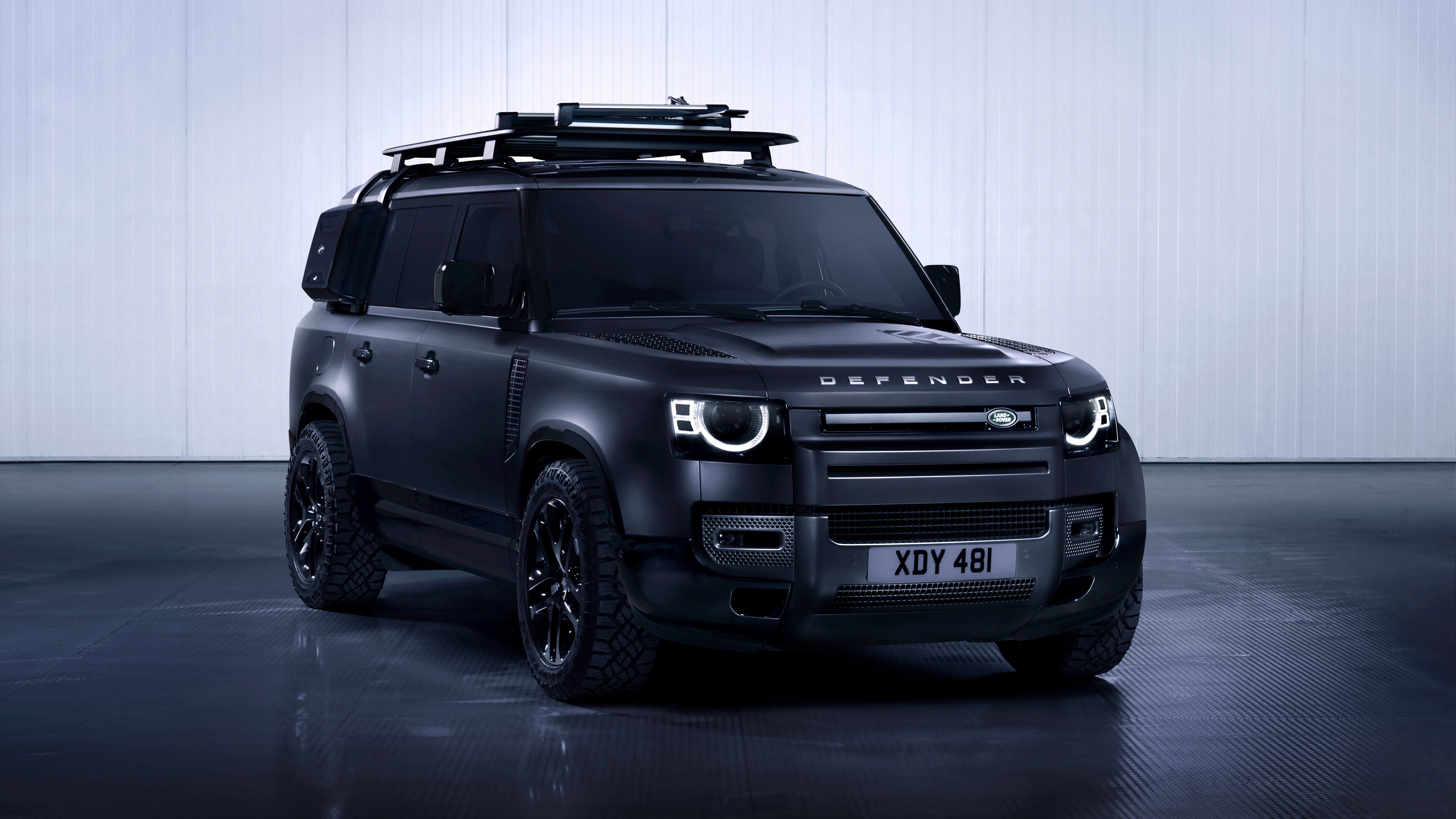7680x4320 Land Rover Defender 130 Outbound 2023