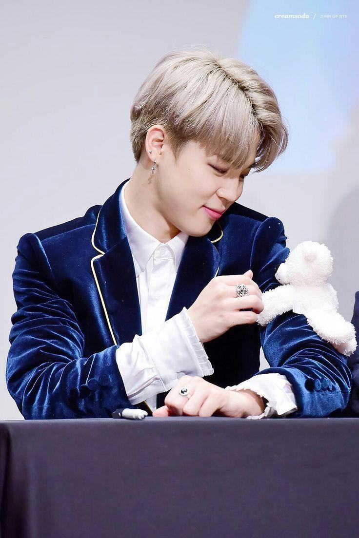 736x1104 Park Jimin Cute Wallpaper