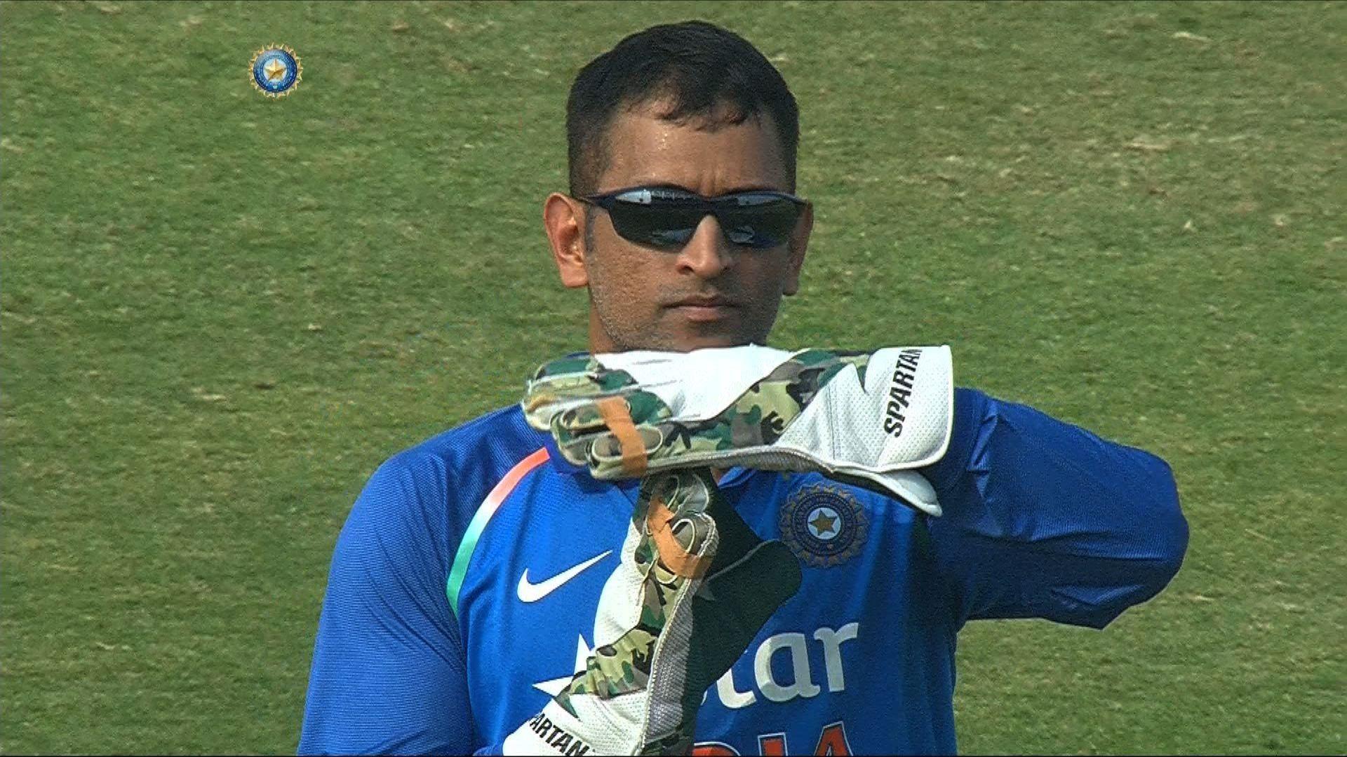 1920x1080 Ms Dhoni Wallpaper background picture