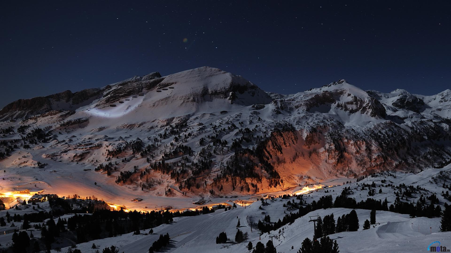 1920x1080 Skiing Desktop Background