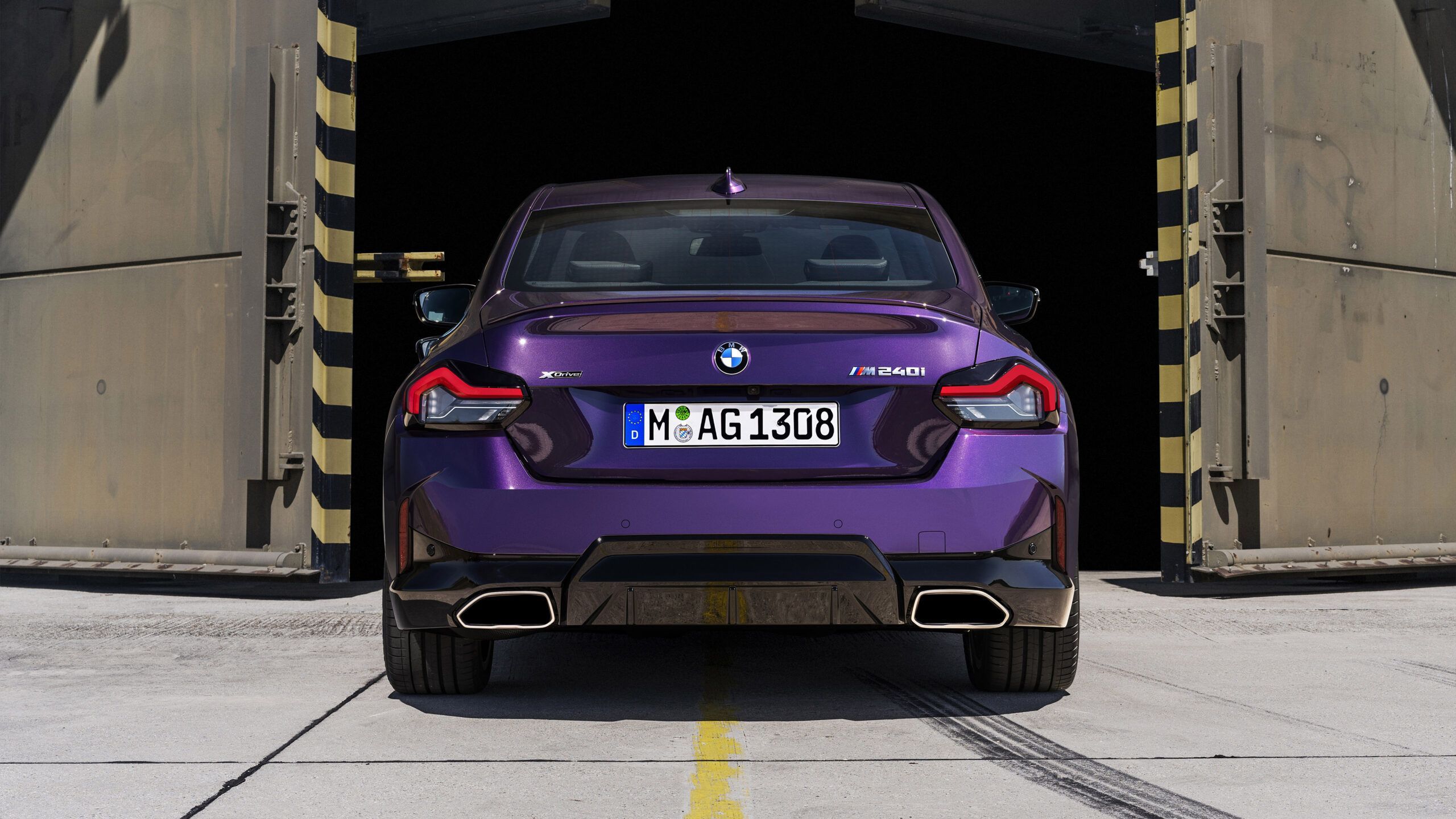 2560x1440 BMW M240i Wallpaper
