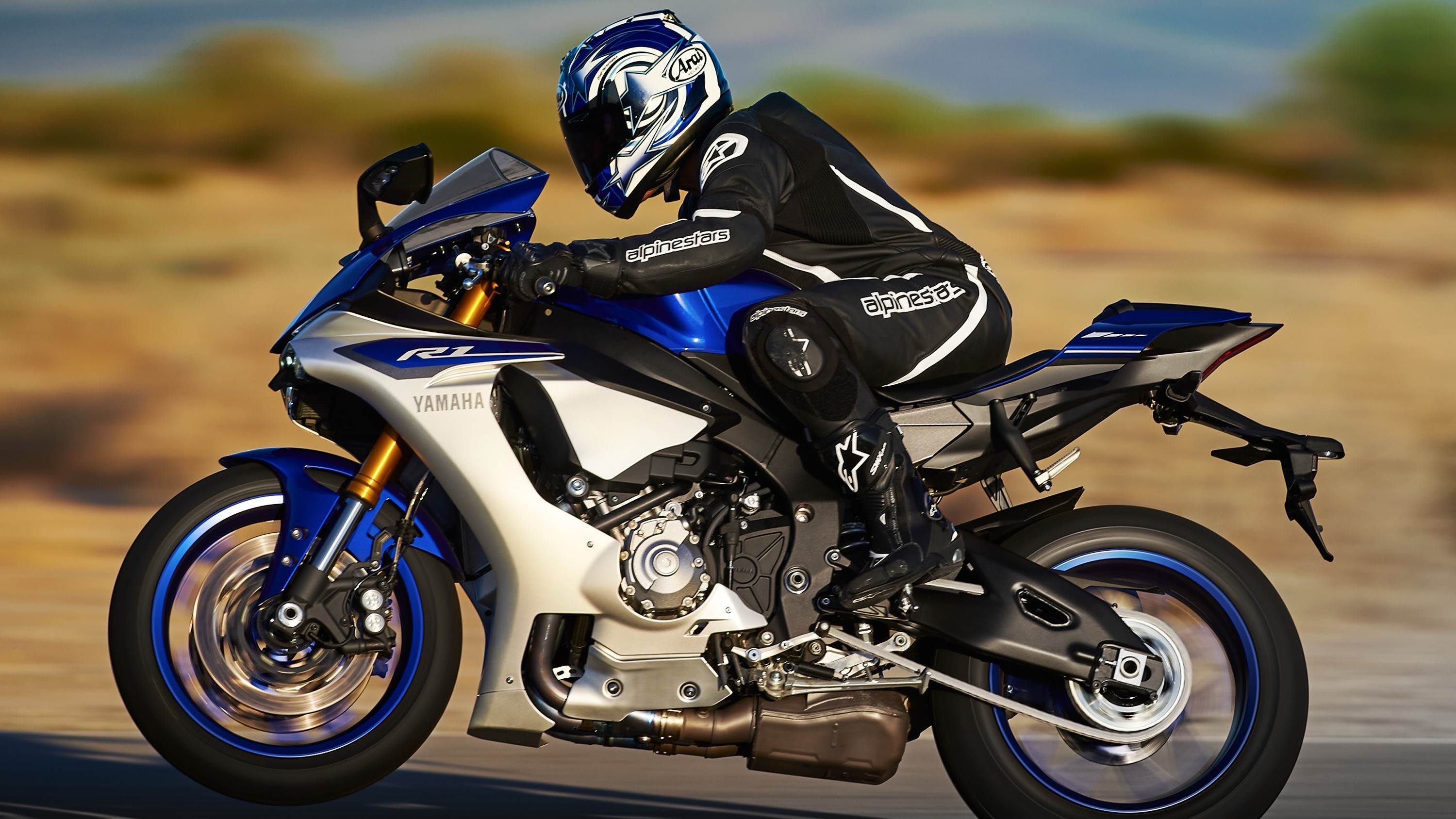 3000x1688 Yamaha R15 Bike Wallpaper