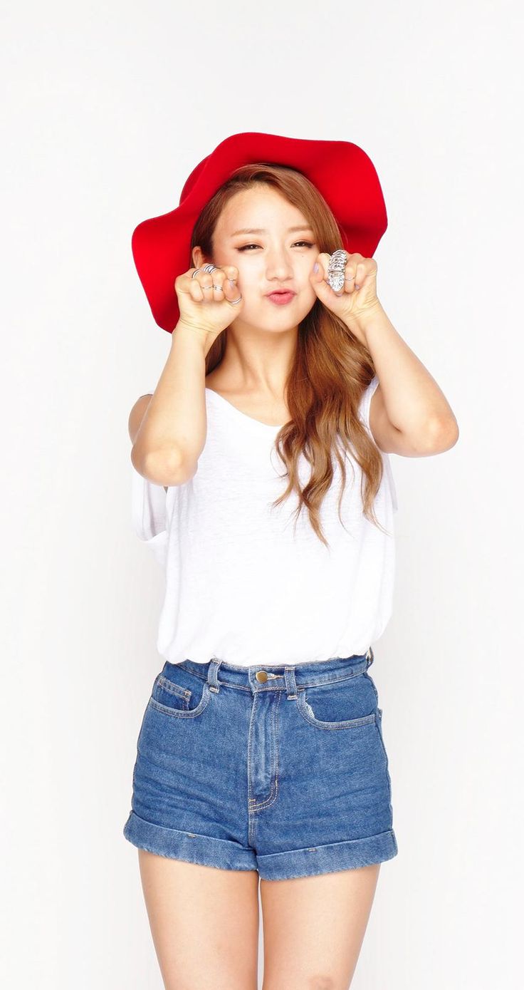 736x1389 APink BoMi. 연예인