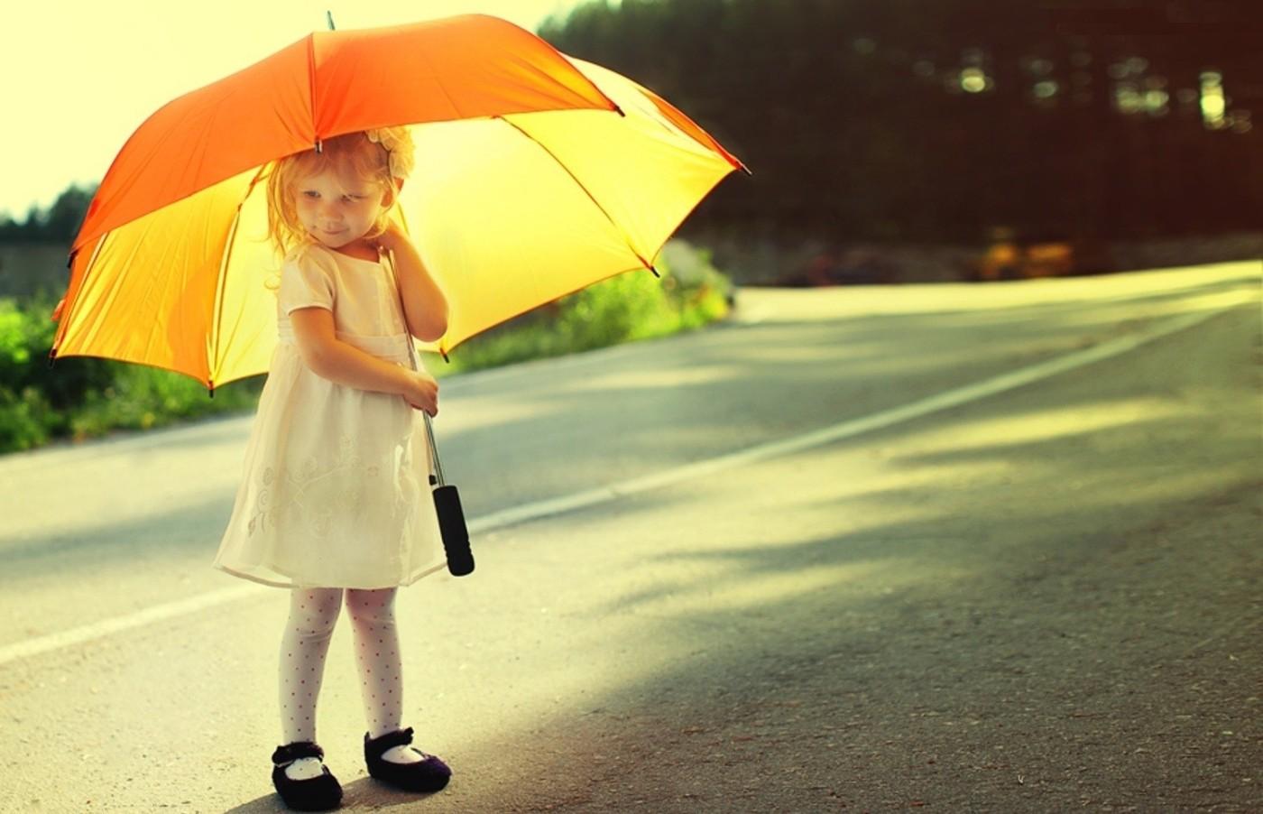 1400x902 Amazing Umbrella Photography