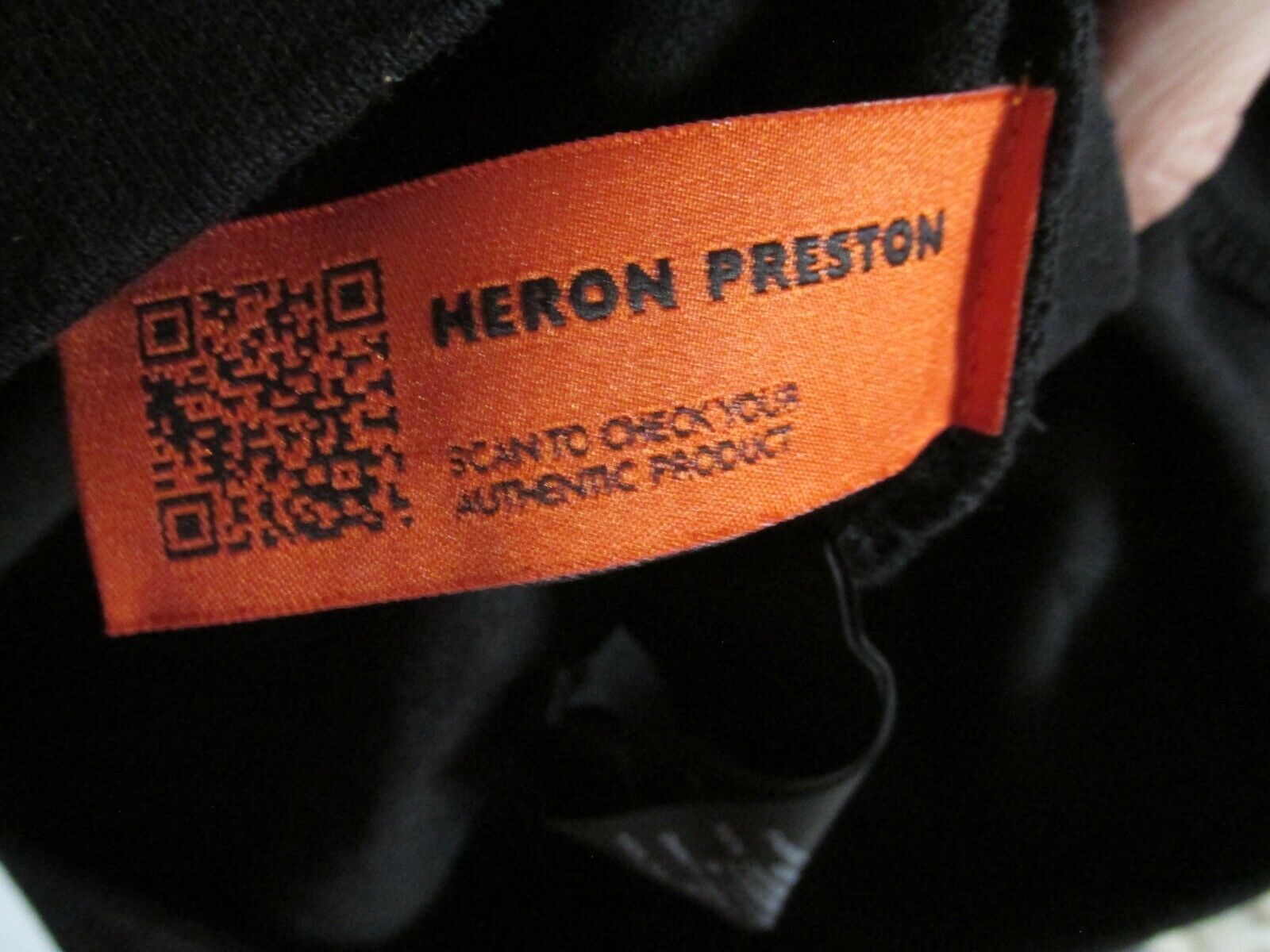 1600x1200 Men's Heron Preston Short Sleeve HERO