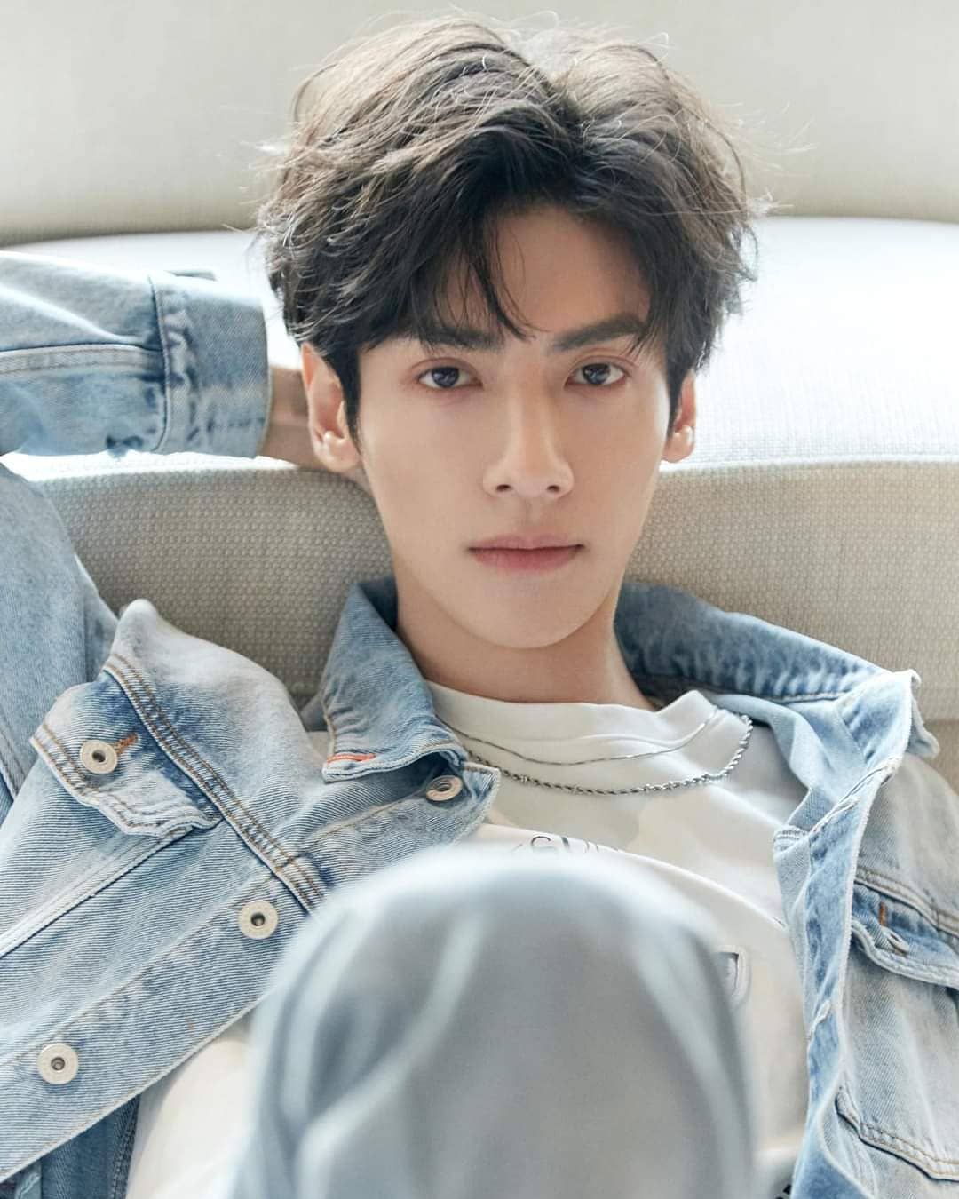 1080x1350 Leo Luo Wallpaper