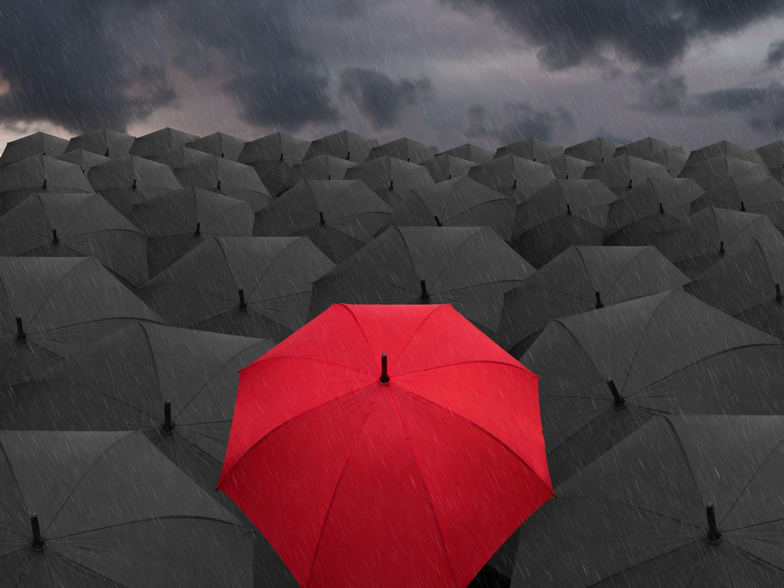 2560x1920 3D black umbrellas, lonely red umbrella wallpaperd and abstract