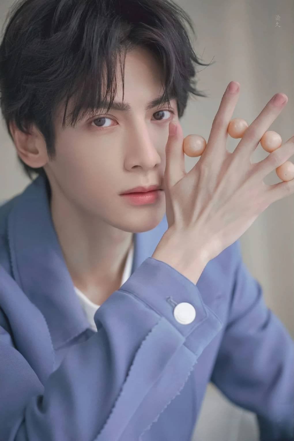 1020x1530 Luo Yunxi as the Goblin King