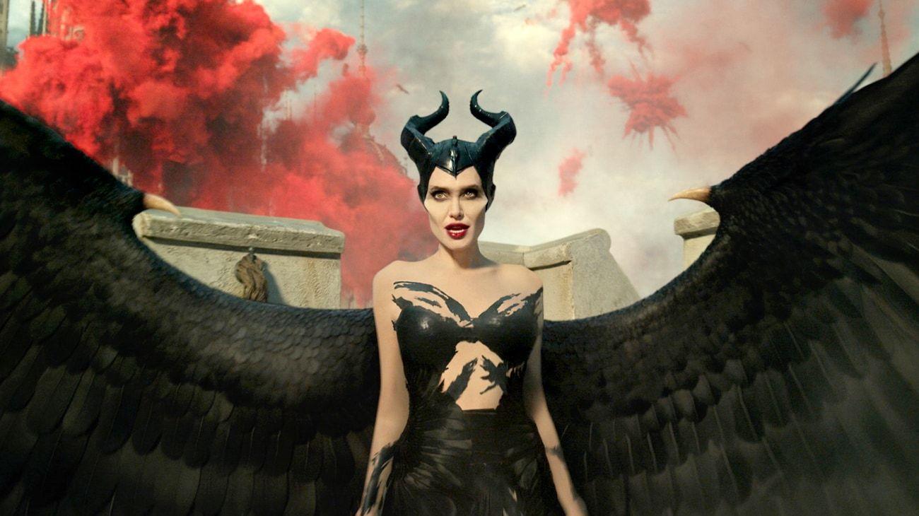 1300x730 Maleficent: Tình nhân của Ác ma