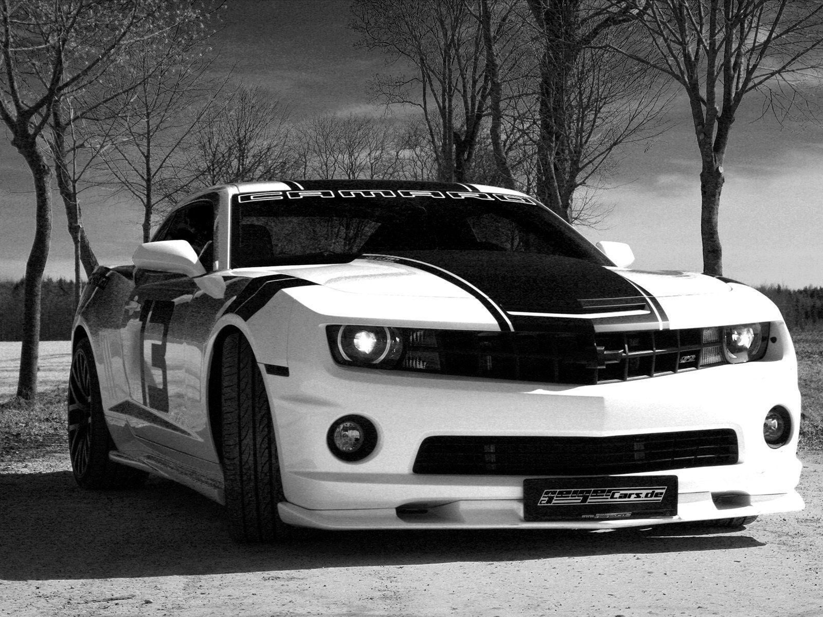 1600x1200 Chevrolet Camaro Wallpaper