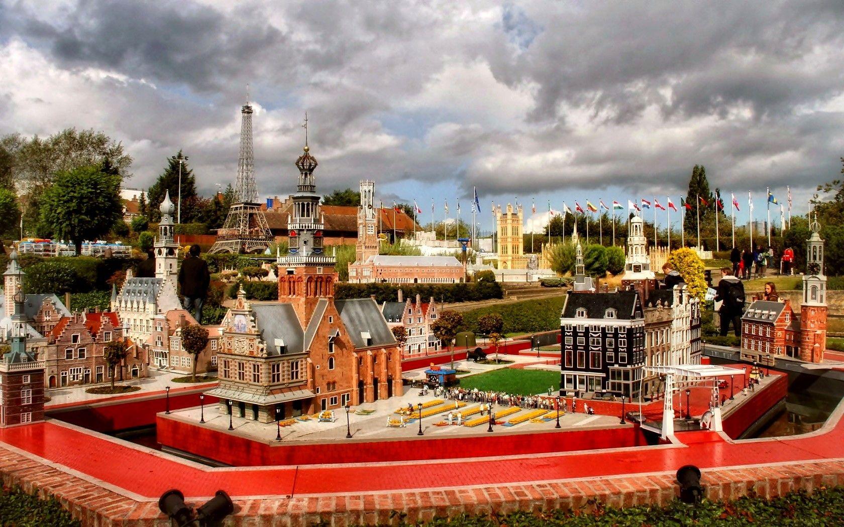 1680x1050 Amusement Parks: National Park Mini Europe Brussels Belgium