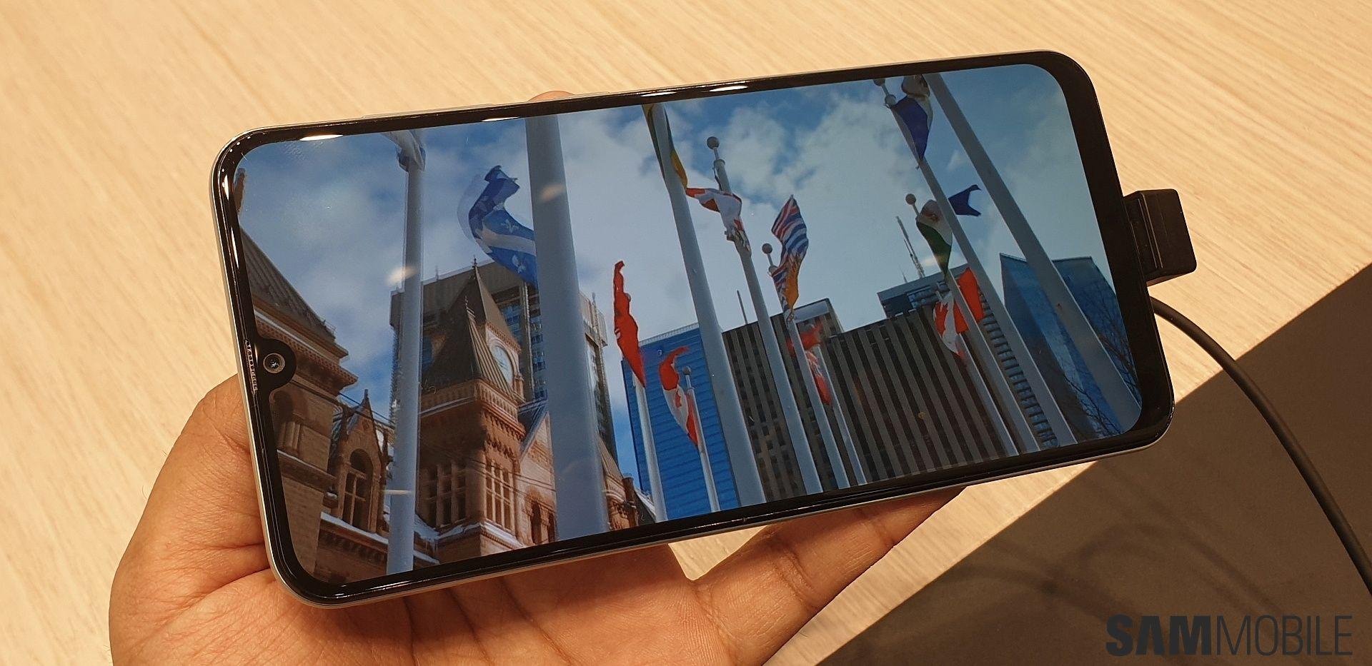 1920x933 Support page confirms approaching Galaxy A40 launch