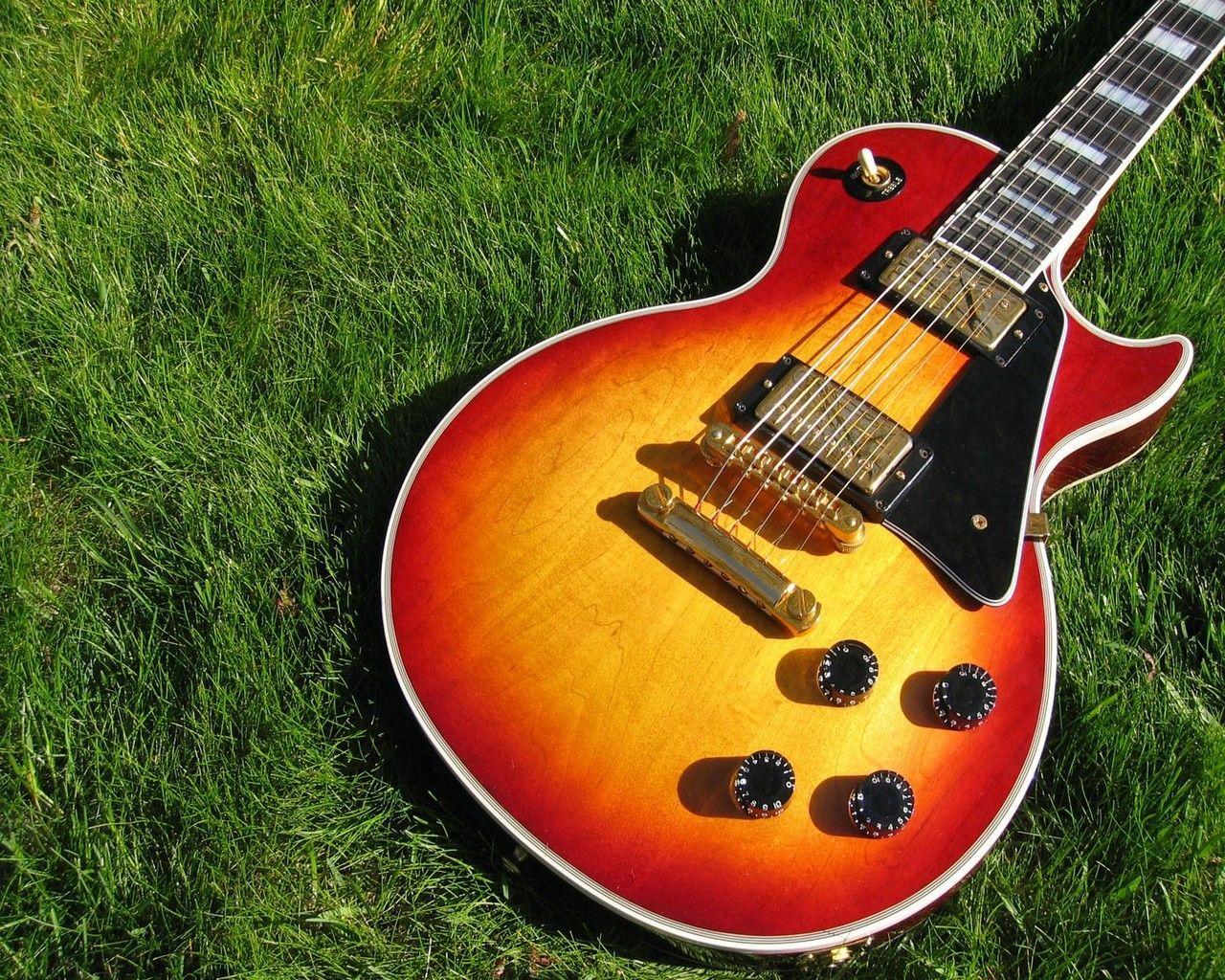 1280x1024 Guitars