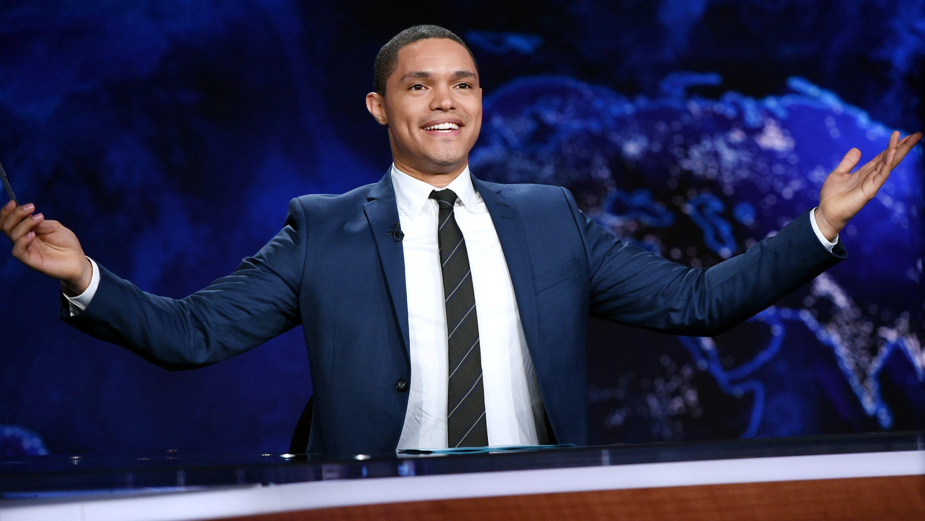 2985x1680 Trevor Noah Wallpaper