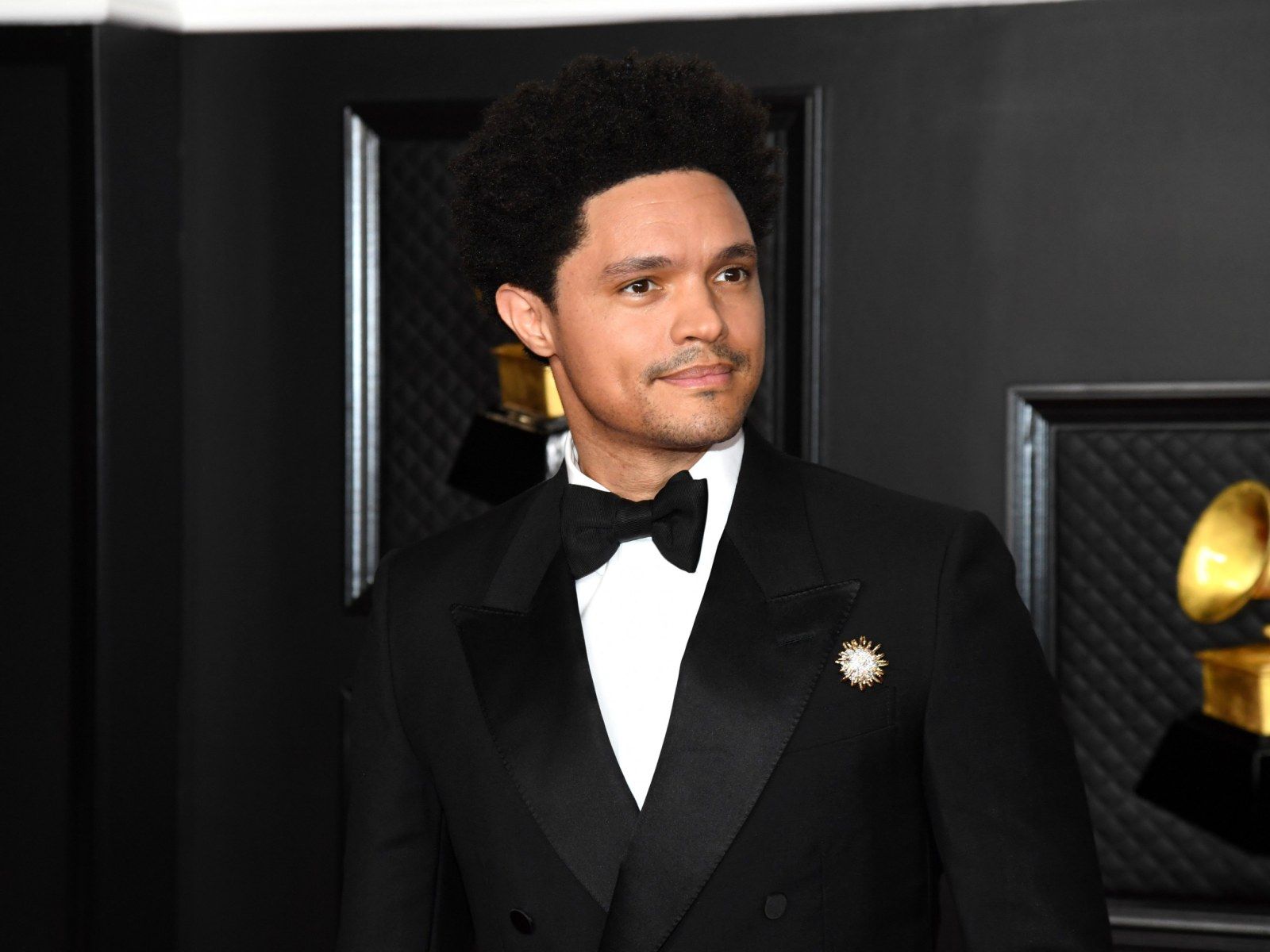 1600x1200 Trevor Noah Calls Out Racist Ukraine