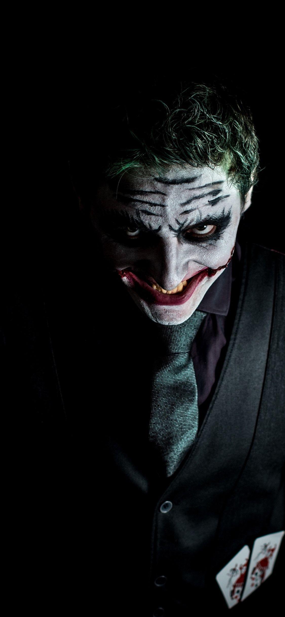 1125x2436 Joker, Nền đen 1125x2436 Hình nền iPhone XS X https://wallpaperaccess.com/full/1347301.jpg