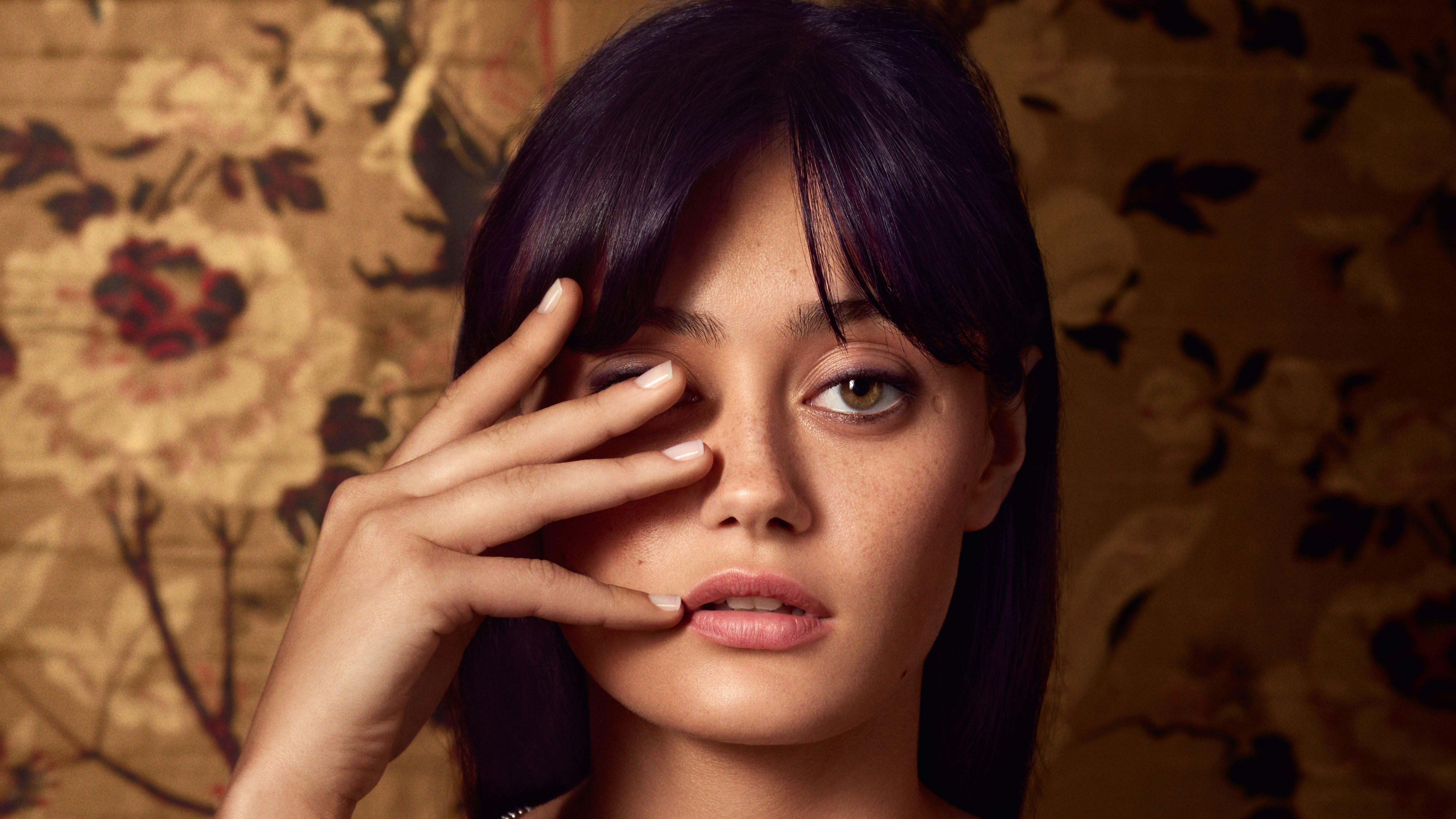 4912x2763 Celebrity Ella Purnell 4k Ultra HD