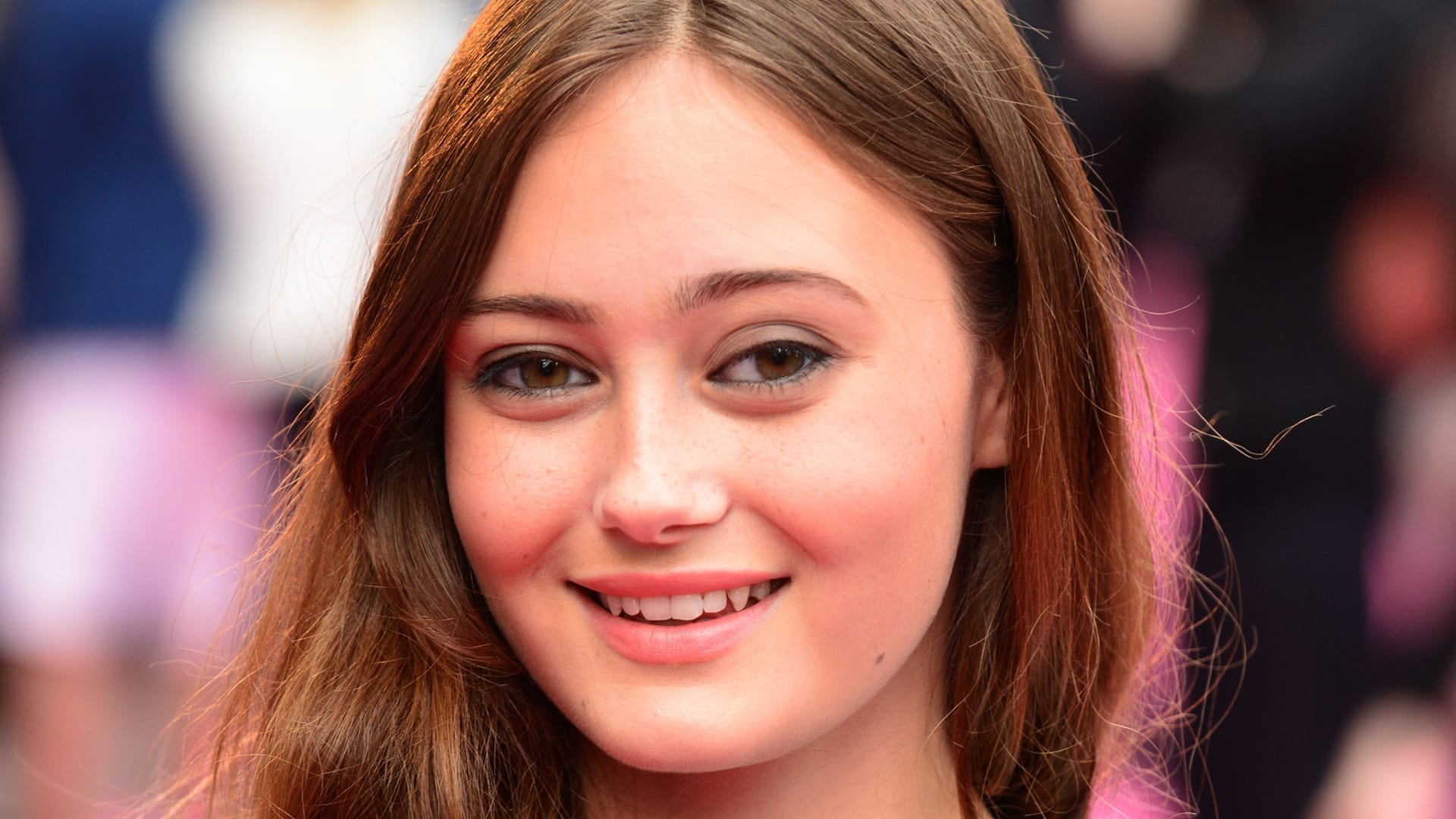 1920x1080 Ella Purnell Theme for Windows 10 and 11