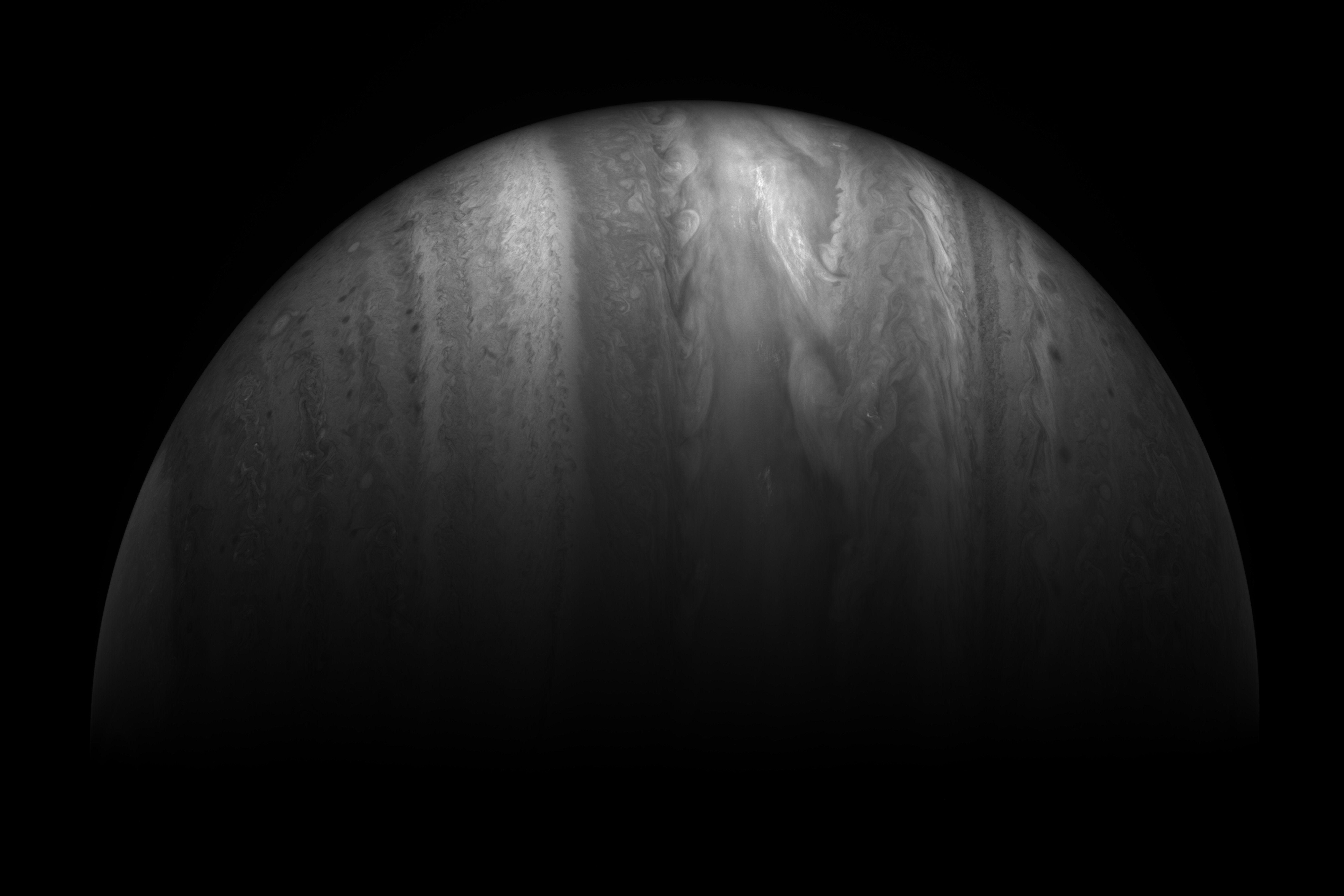 6750x4500 jupiter. 4K wallpaper for your desktop or mobile screen