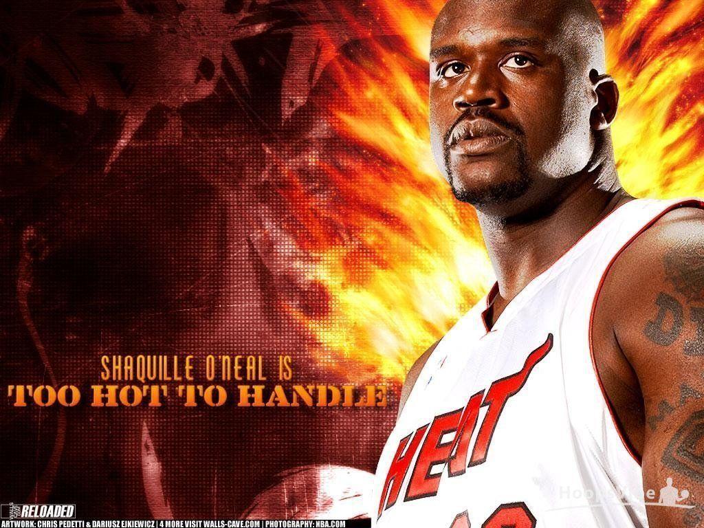 1024x768 Shaquille O'Neal